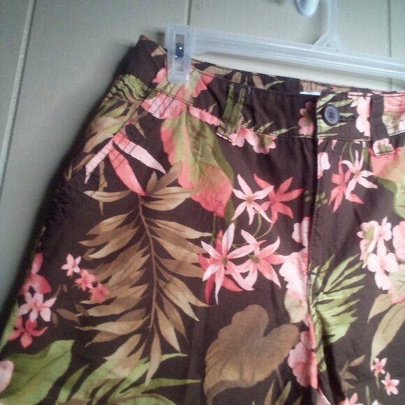 Caribbean Joe Shorts Women 6 Cotton Tropical Floral Brown Peach - Picture 3 of 10